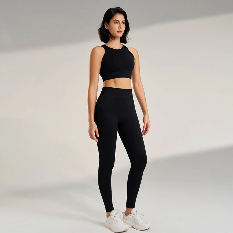 SeamlessFit Yoga Set